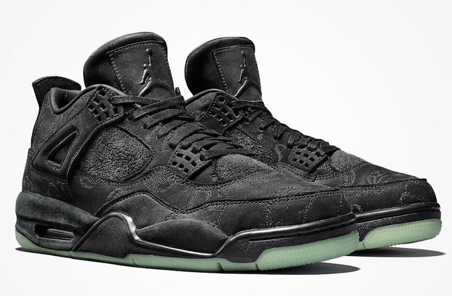 Air Jordan 4 X KAWS (Black)